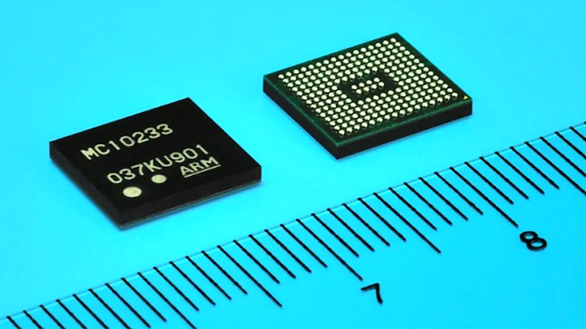 Camere cu 16 megapixeli in telefoanele mobile