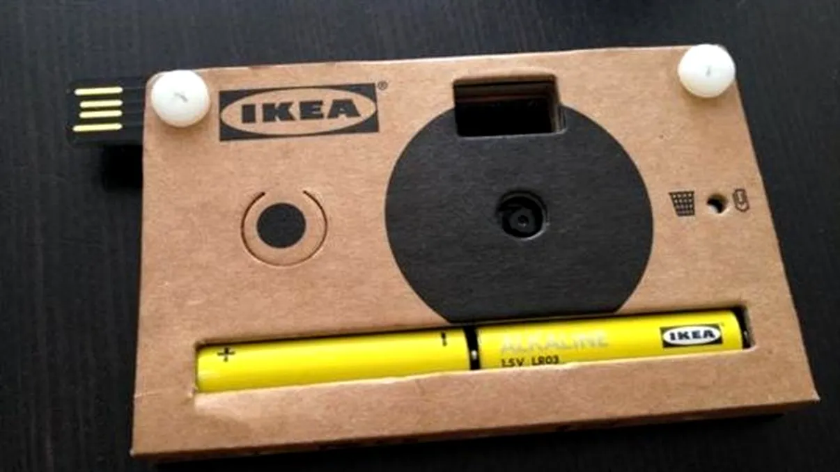 Ikea se da pe camere foto digitale - din carton!