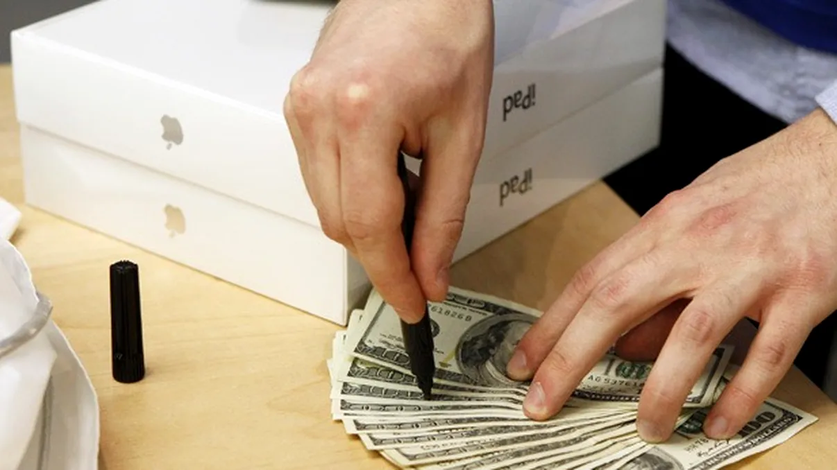 Apple: Profit mai mare, dar trimestru mai... slab?