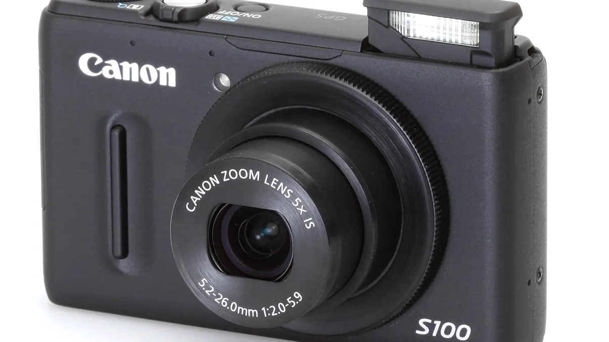 Canon S100 vine cu probleme hardware si reparatii gratuite