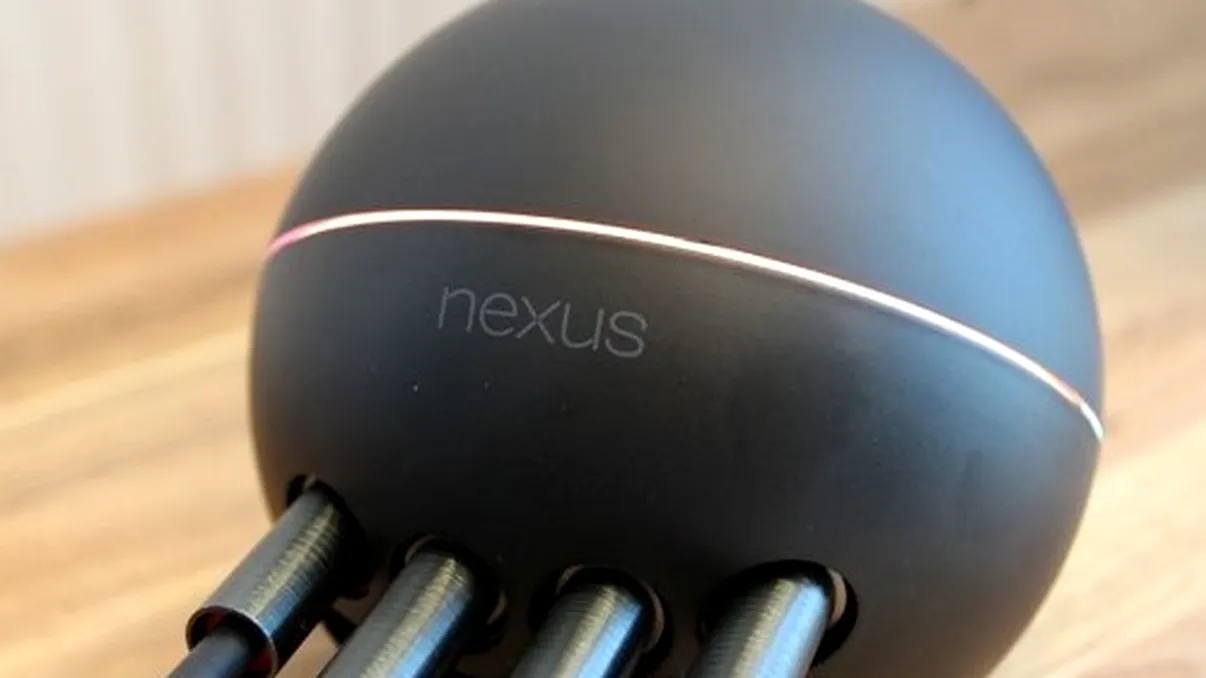 Google Nexus Q a fost modat [+Video]