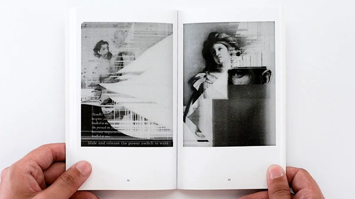 Broken Kindle -  arta din ecrane defecte capturata intr-un album tiparit