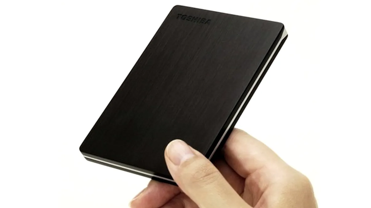 Toshiba impresioneaza concurenta cu un hard extrem de subtire