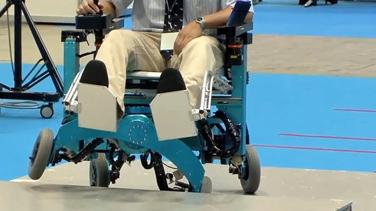 Un scaun cu rotile... ce poate urca scarile