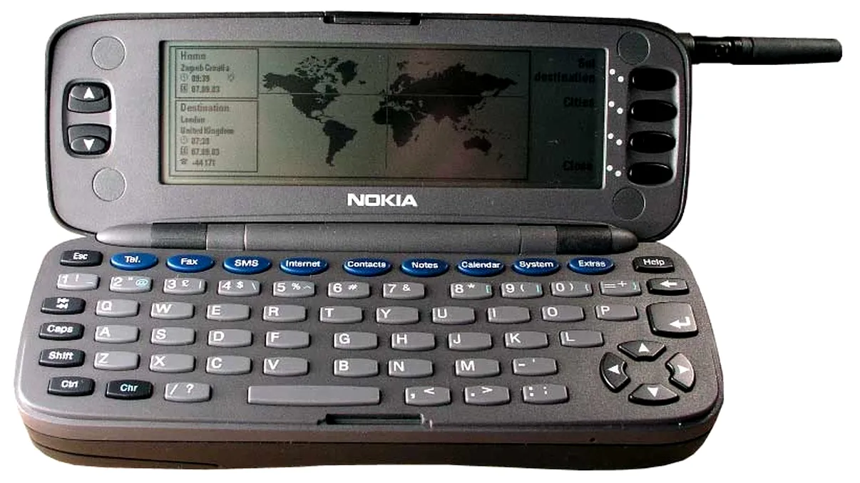 Unul din sapte oameni foloseste un smartphone