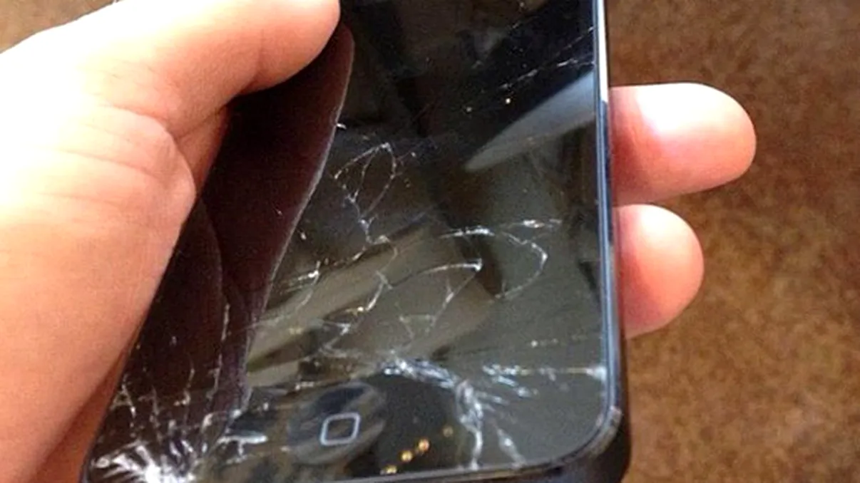 O noua farsa marca iPhone 5