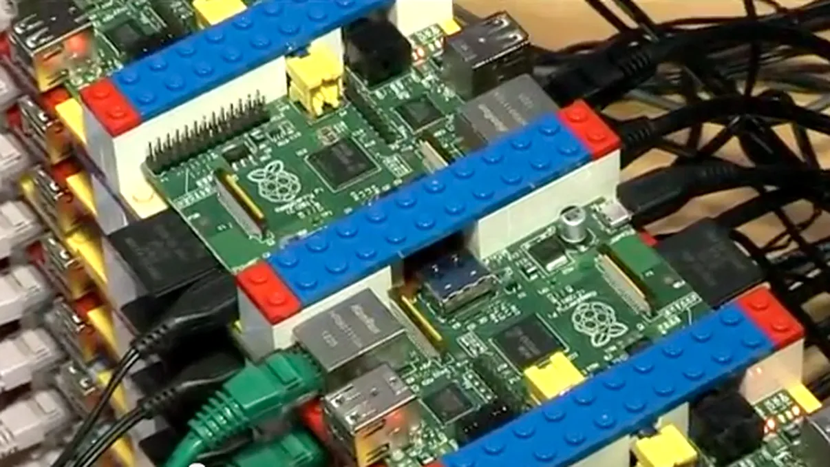 Raspberry Pi sta la baza unui supercomputer [+VIDEO]