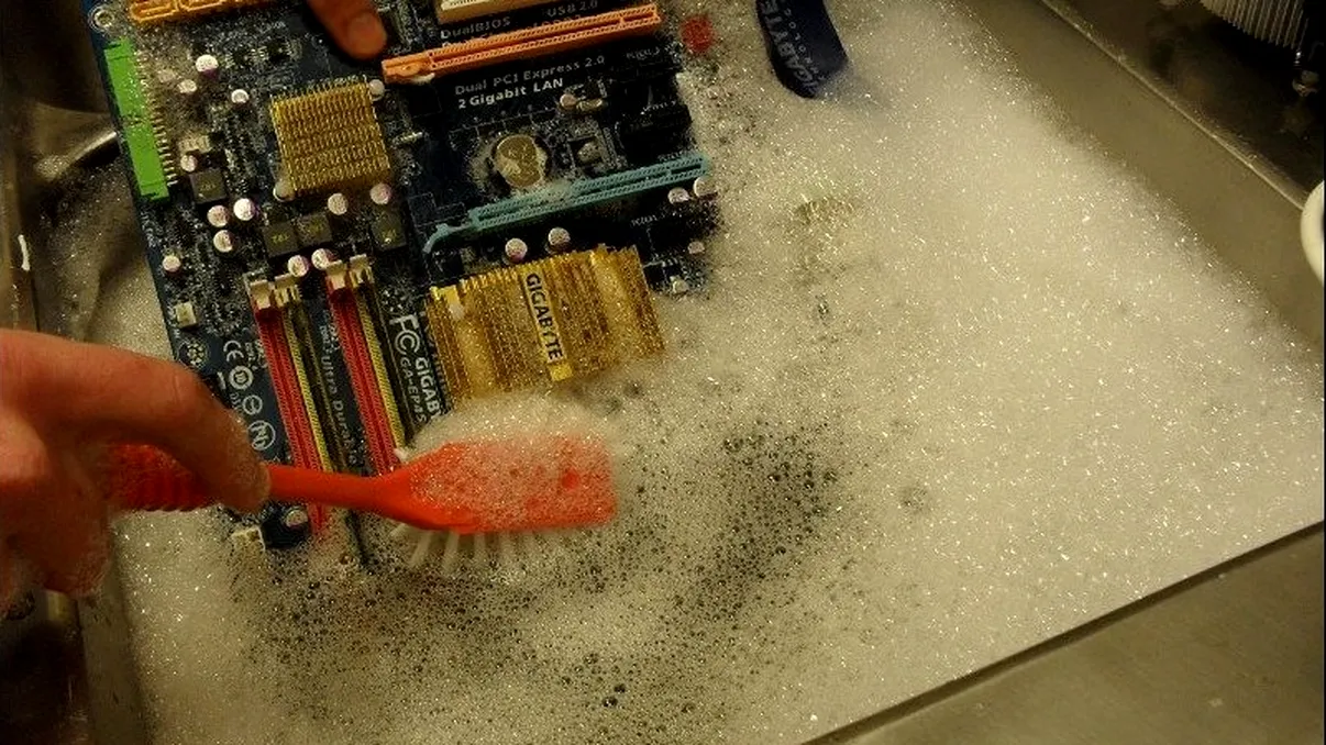 Cillit Bang, terminatorul sistemelor de calcul!