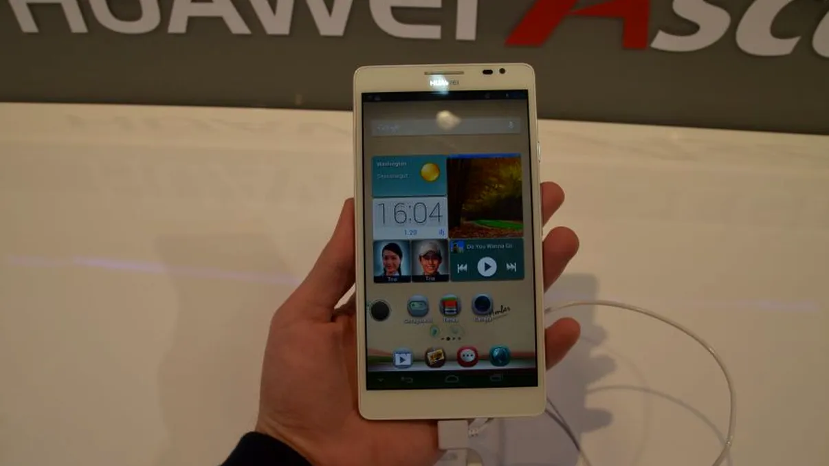 Ascend Mate - Phablet Huawei de 6.1 la MWC 2013 [Hands On]