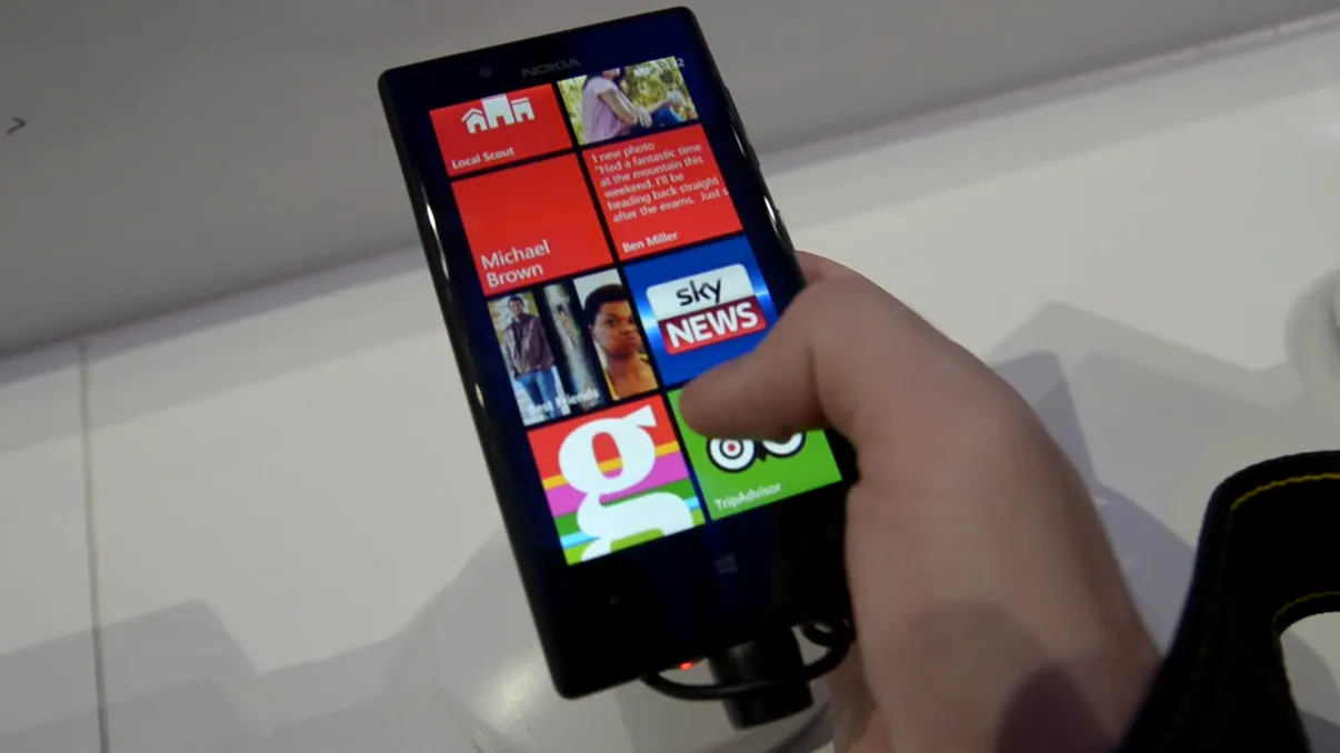 Hands On cu Nokia Lumia 520 si 720  [+VIDEO]