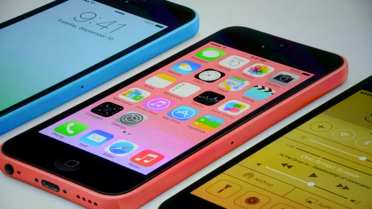Confirmarea speculatiilor: Apple a anuntat in sfarsit iPhone 5C si 5S [+VIDEO]