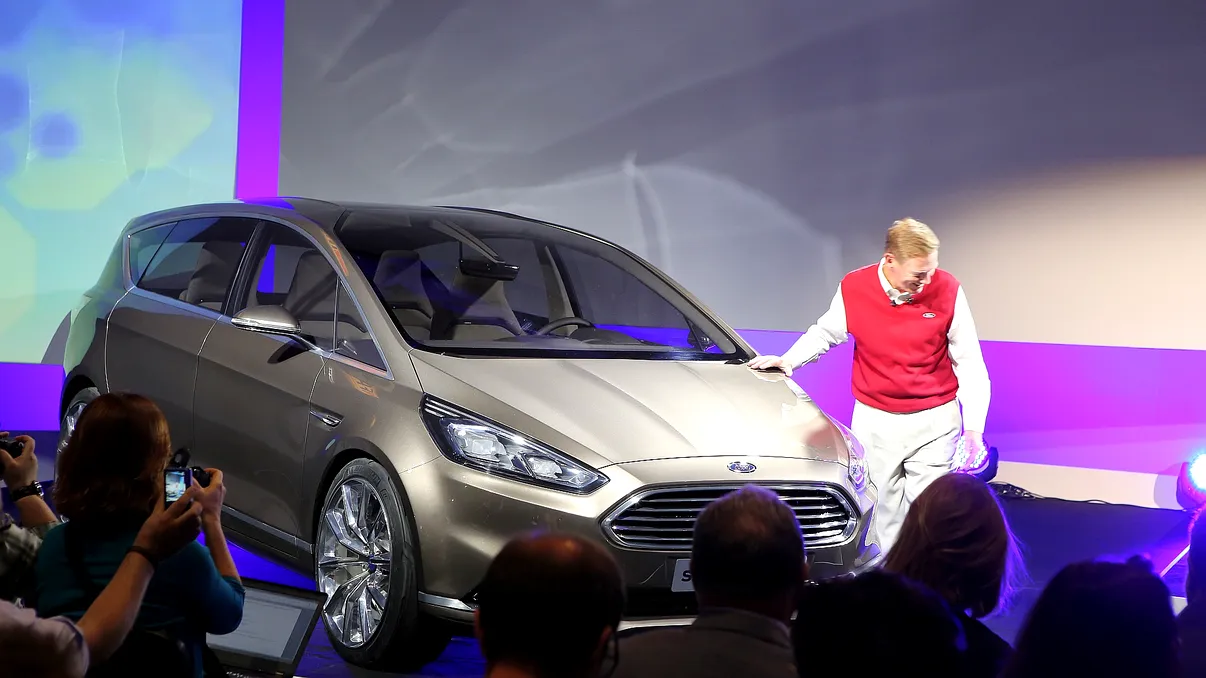 Ford: doua noi automobile cu tehnologia AppLink, la IFA 2013