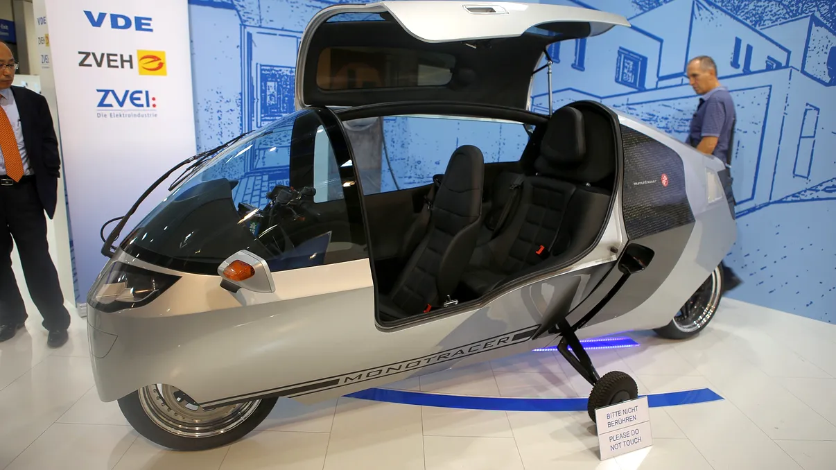 Monotracer la IFA 2013 - Motor electric cu doua locuri si 328 km/h viteza