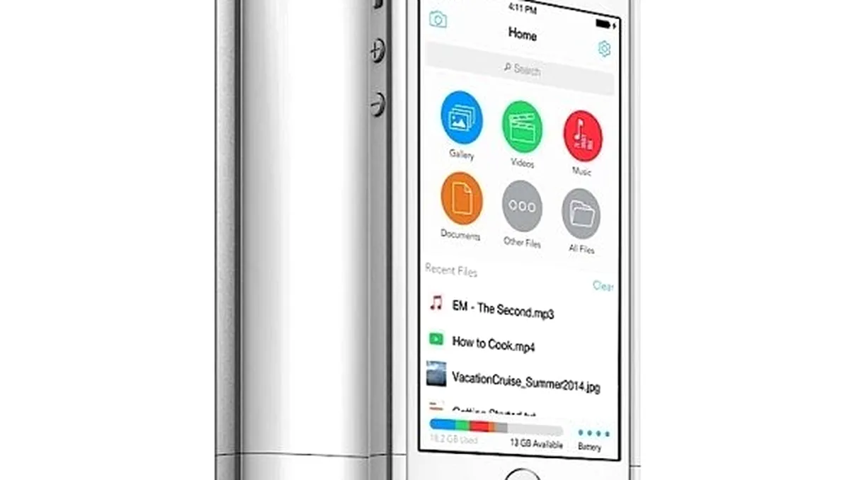 CES 2014: Mophie Space Pack îi dă iPhone-ului autonomie și... memorie