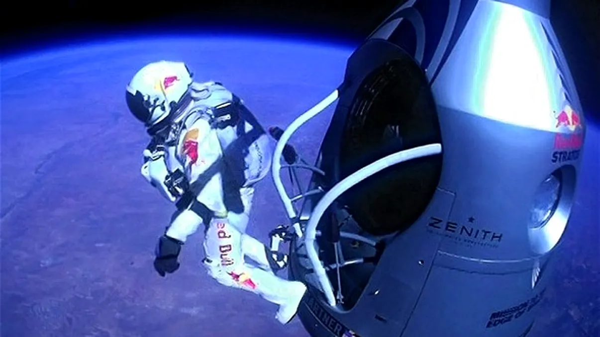 Noua reclamă la camere GoPro ne aduce aminte de Felix Baumgartner [VIDEO]