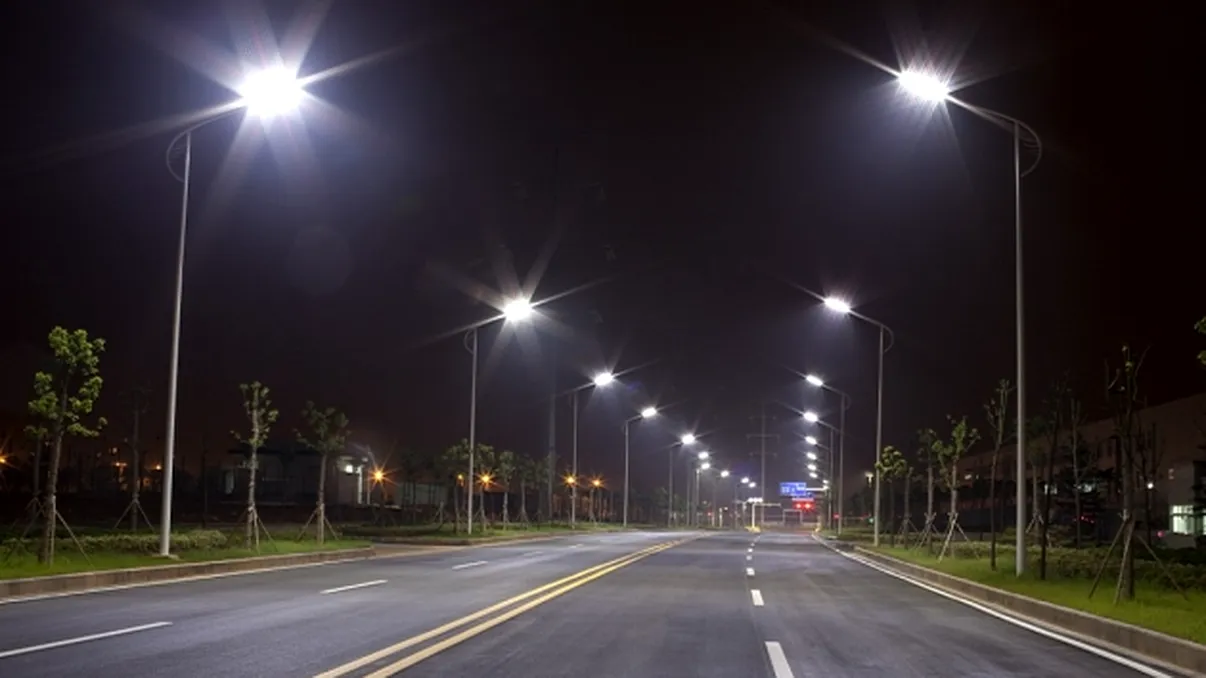 Lămpile cu LED revoluționează iluminatul stradal 