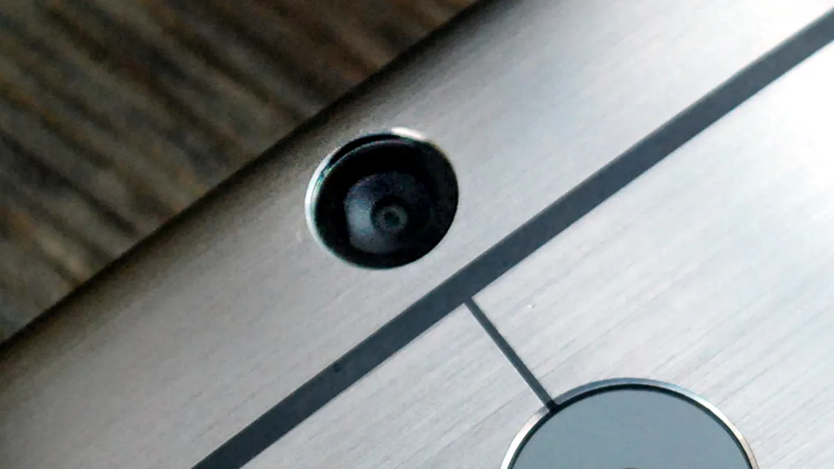 HTC One M8 for Windows - din august cel mai frumos Windows Phone