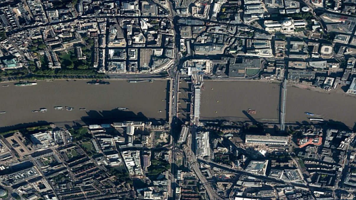 Google, spionul din cer