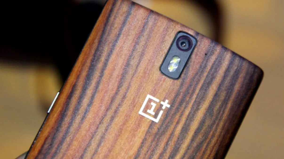OnePlus One, confirmat la precomandă din octombrie 