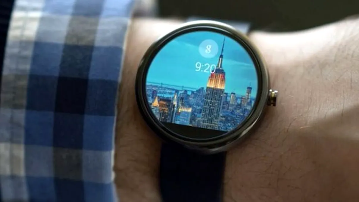 Google vrea ca Android Wear să fie compatibil cu alte platforme