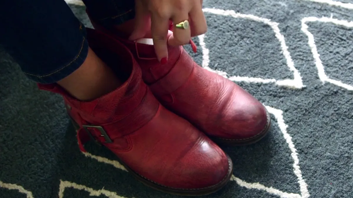 Cu Dorothy îți controlezi telefonul mobil lovind de trei ori din călcâie