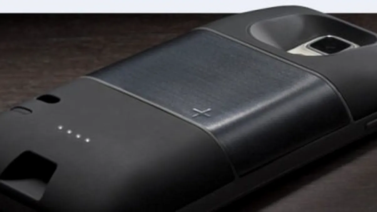 Samsung Galaxy S5 e aproape indestructibil cu această carcasă Logitech Protection
