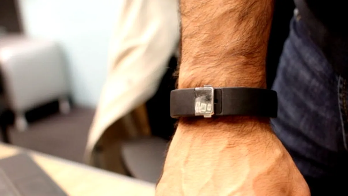 Directorul diviziei Microsoft Band are un model diferit față de cel din comerț