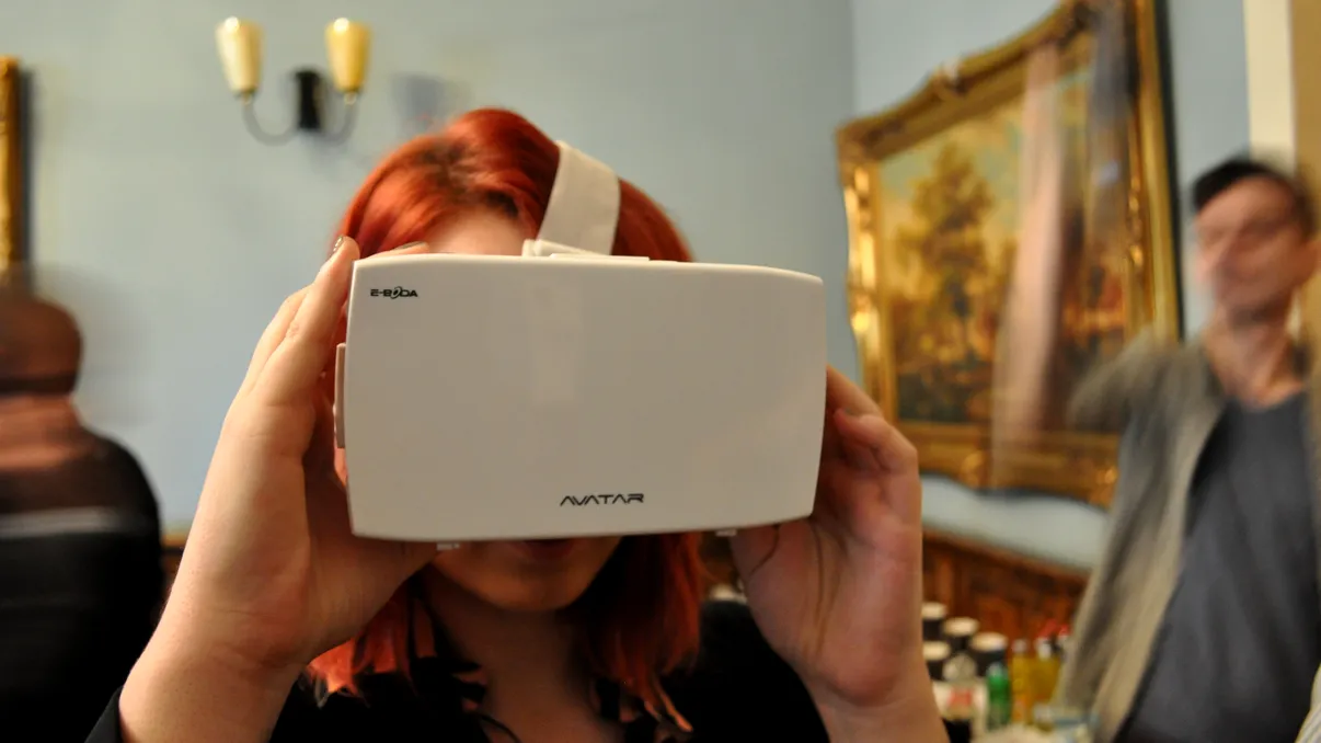 Ochelarii de realitate virtuală E-Boda Avatar, lansați oficial