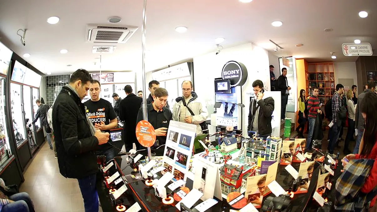 F64 trece la plata cu Bitcoin, iar cel mai talentat client primește o monedă digitală