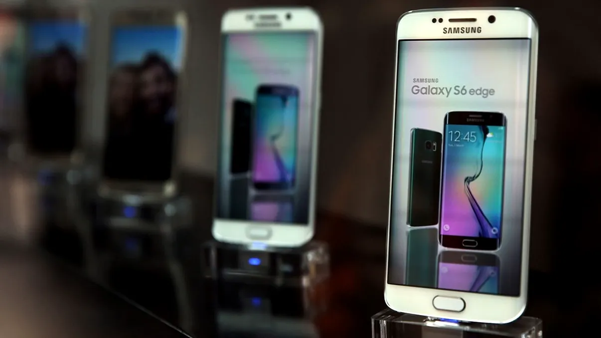 Samsung ar putea lansa Galaxy S6 Edge Plus în curând