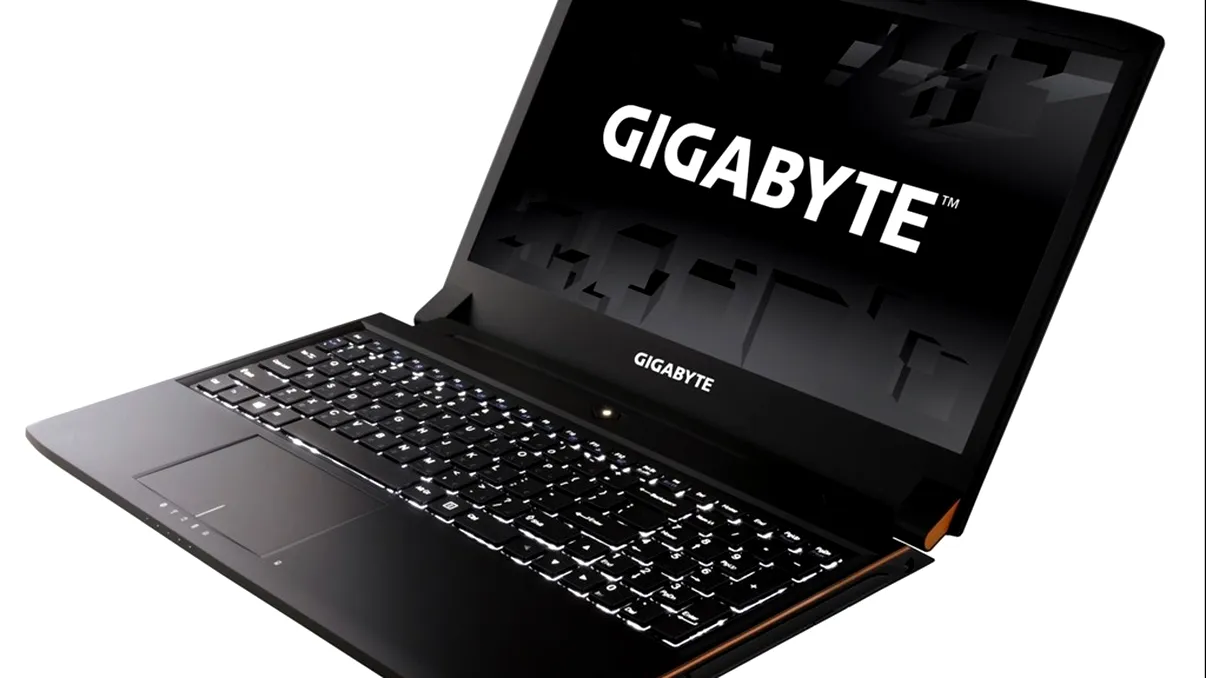 Gigabyte P55K, poate cel mai puternic laptop de gaming la ora actuală