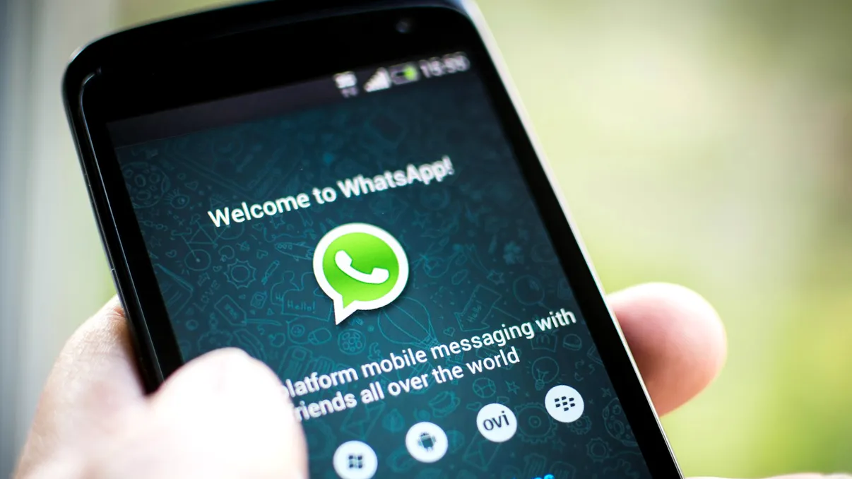WhatsApp sărbatorește aproape un miliard de utilizatori