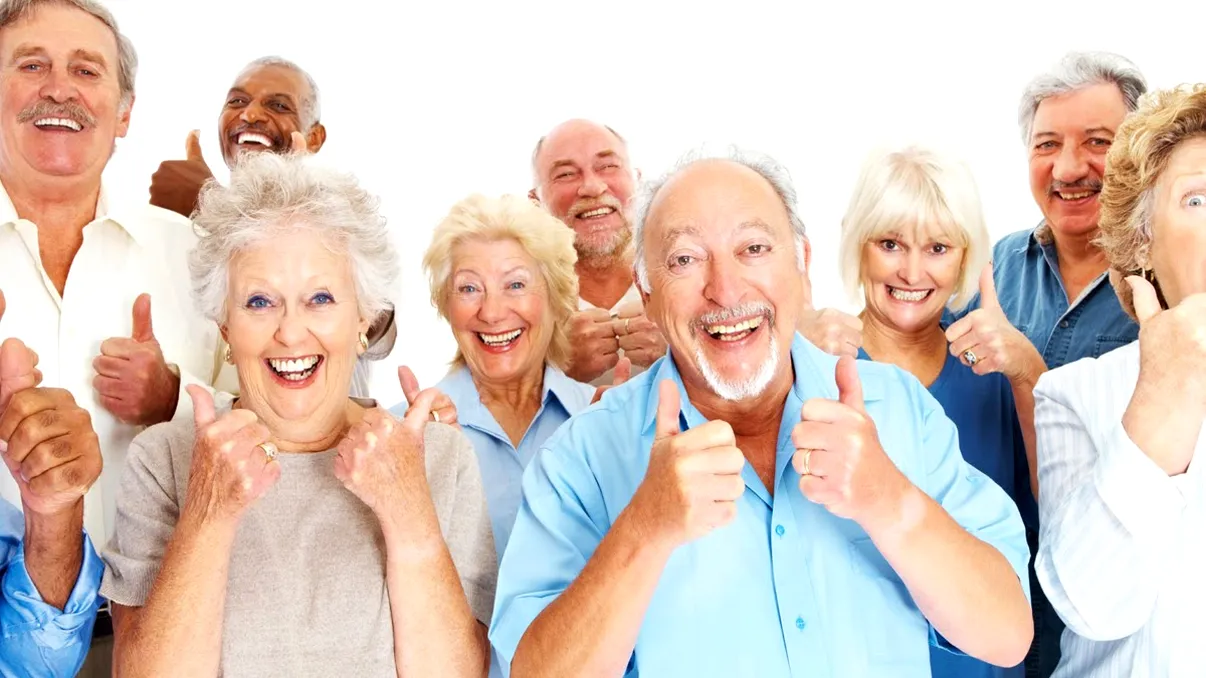 Proiectul fotografic care le-a redat speranța oamenilor bătrâni [FOTO]