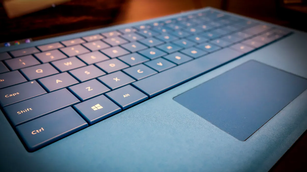 Noile gesturi pe care trebuie să le știi în Windows 10