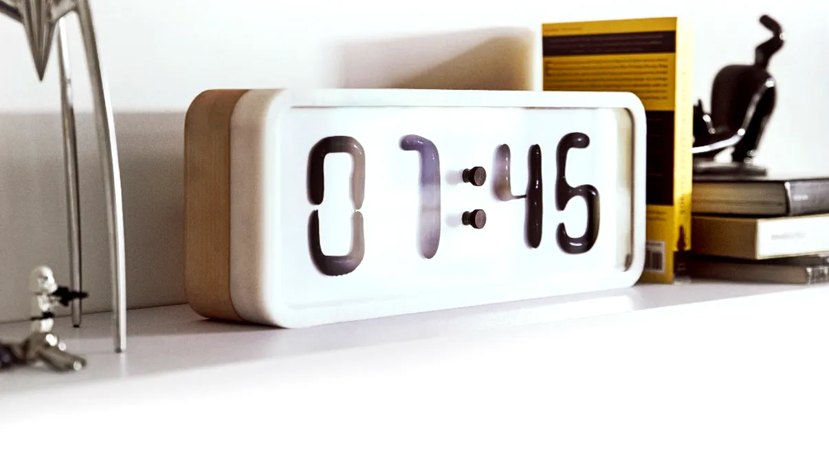 Ceasul în care timpul devine lichid