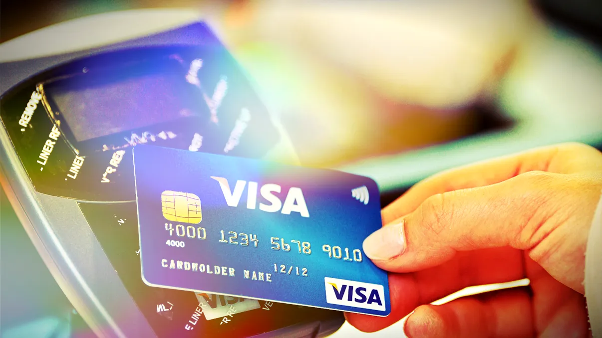 Gadgeturi pe care le poți achita cu cardul pentru a primi un voucher cadou la eMAG