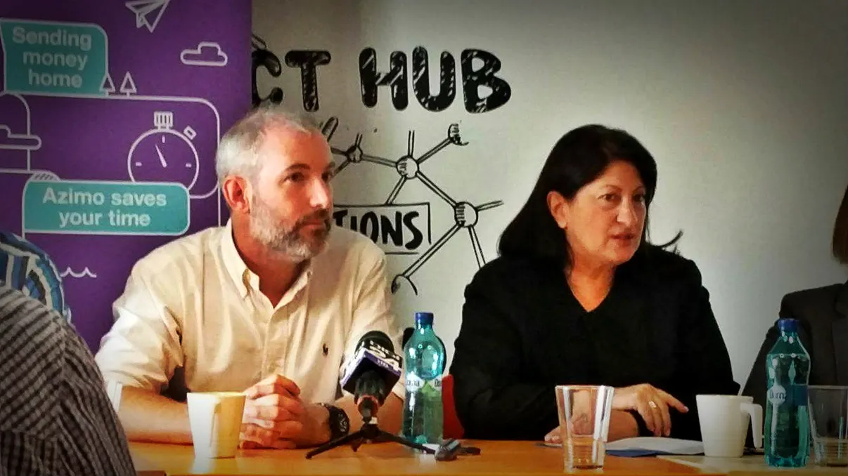 Azimo, serviciul prin care rudele din străinătate îți trimit bani mai simplu și mai ieftin