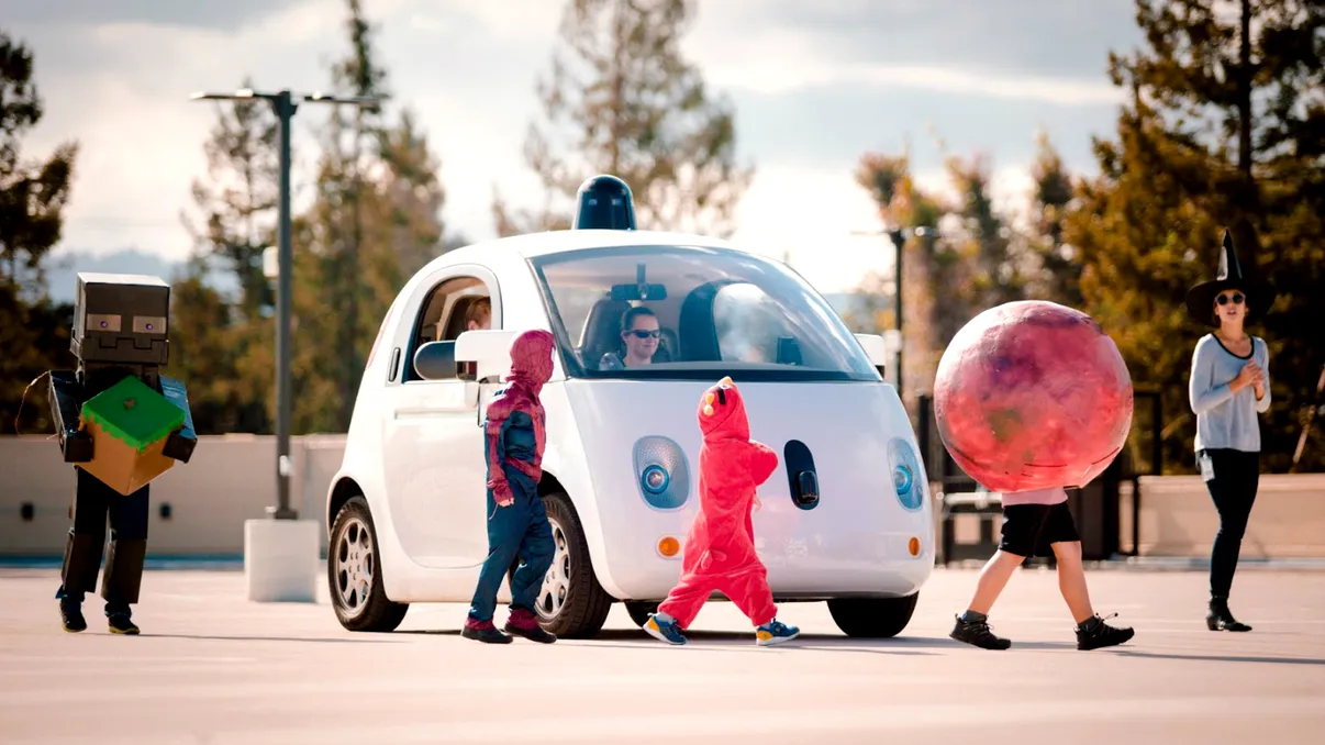 Mașinile autonome ale Google sunt foarte precaute cu copiii