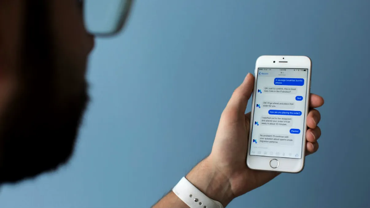 În Facebook Messenger vorbești cu oameni, în chat-ul de la Google vei vorbi cu roboți