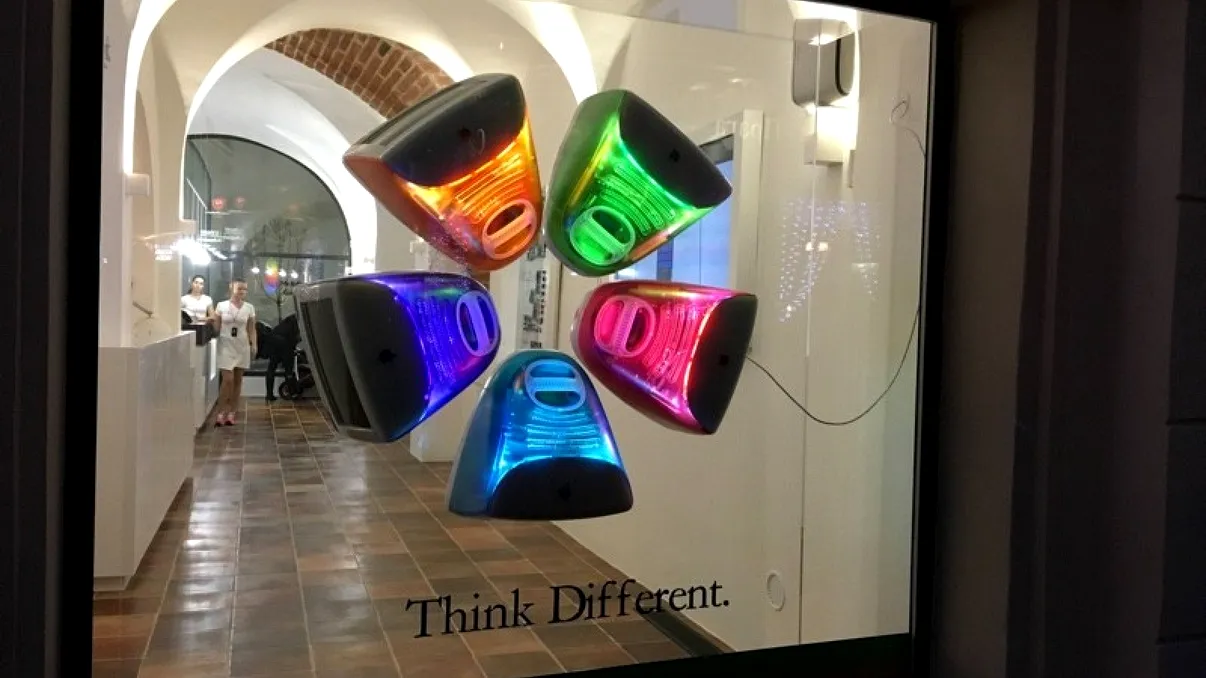 Muzeul neoficial al Apple va face fanii fericiți