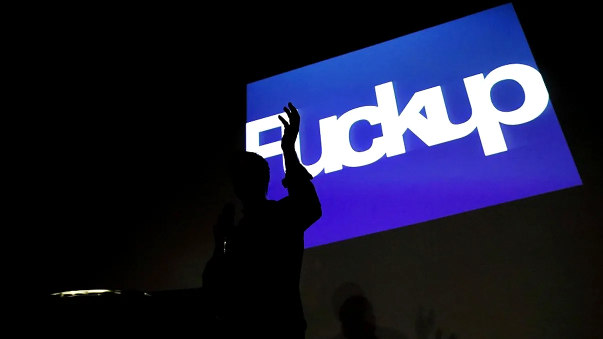 FuckUp Nights: evenimentul care îți arată cum un eșec poate deveni cel mai mare succes