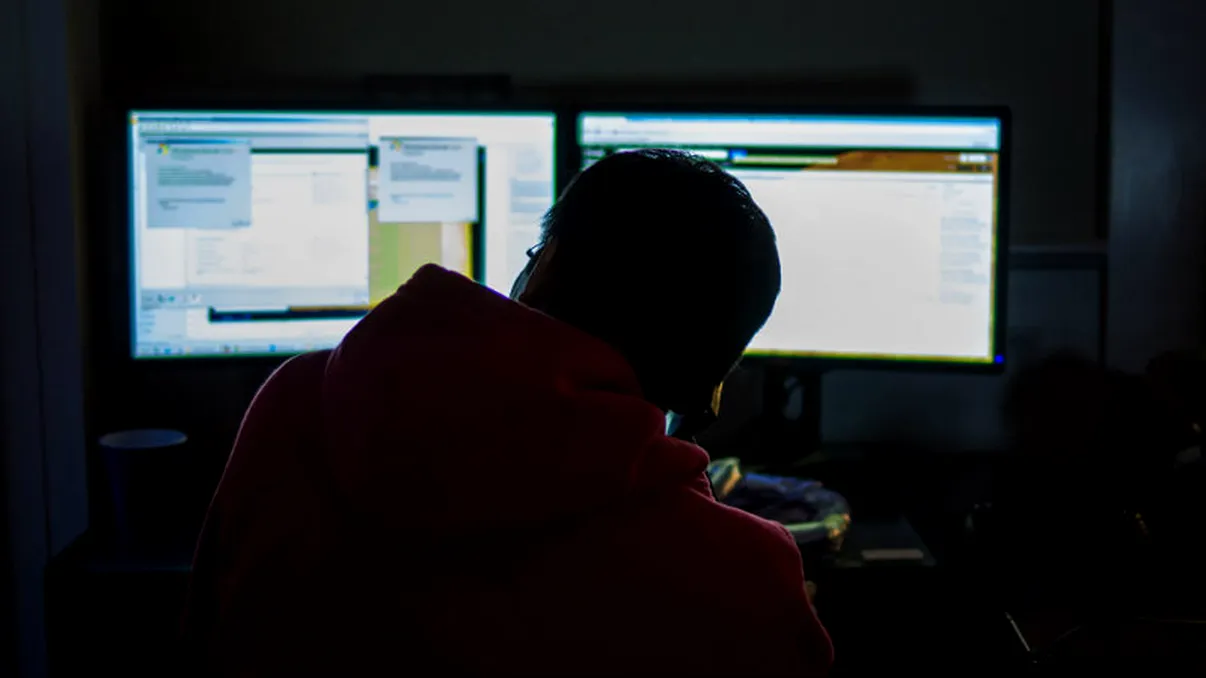 Rețelele sociale sunt un substitut artificial pentru adevărata societate