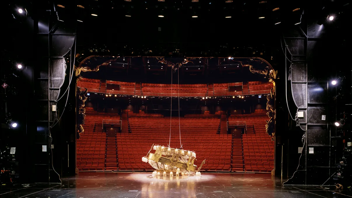 Proiect fotografic: ce vede un actor când se află pe scenă