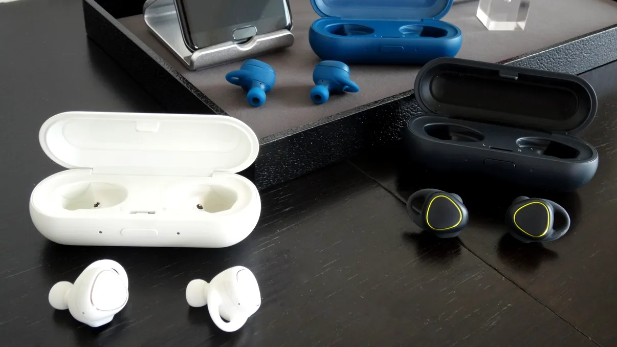Gear IconX - adevăratele căști wireless vin de la Samsung