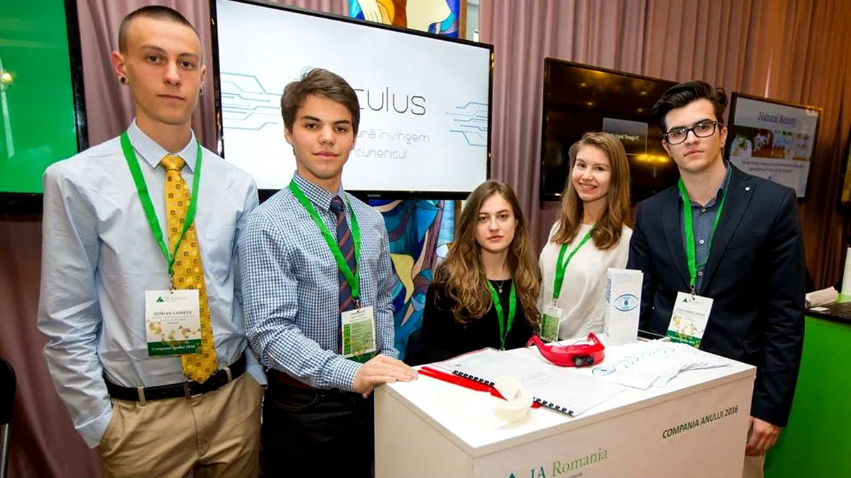 Elevii români care au câștigat premiul de excelență în IT: care a fost ideea lor
