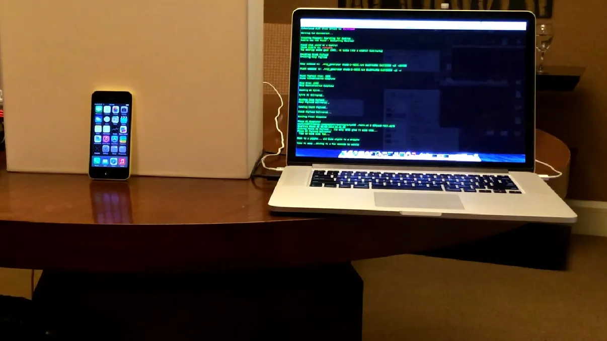 Apple a remediat trei vulnerabilități grave la iPhone cu iOS 9.3.5