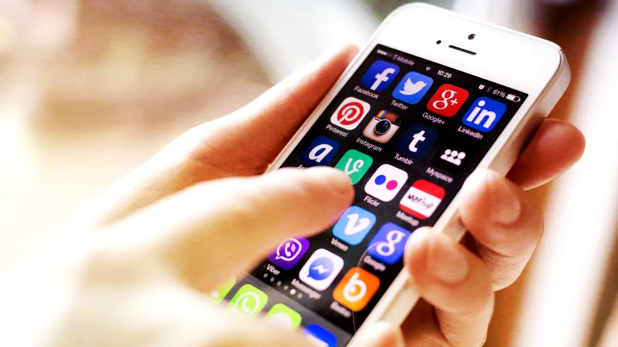 Cum a reușit un hacker să obțină internet gratuit pe mobil