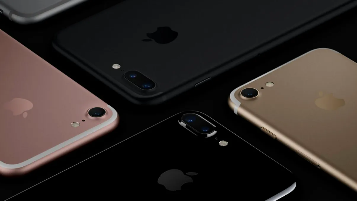 Apple vrea să vândă un număr uriaș de modele iPhone 7 până la finalul anului