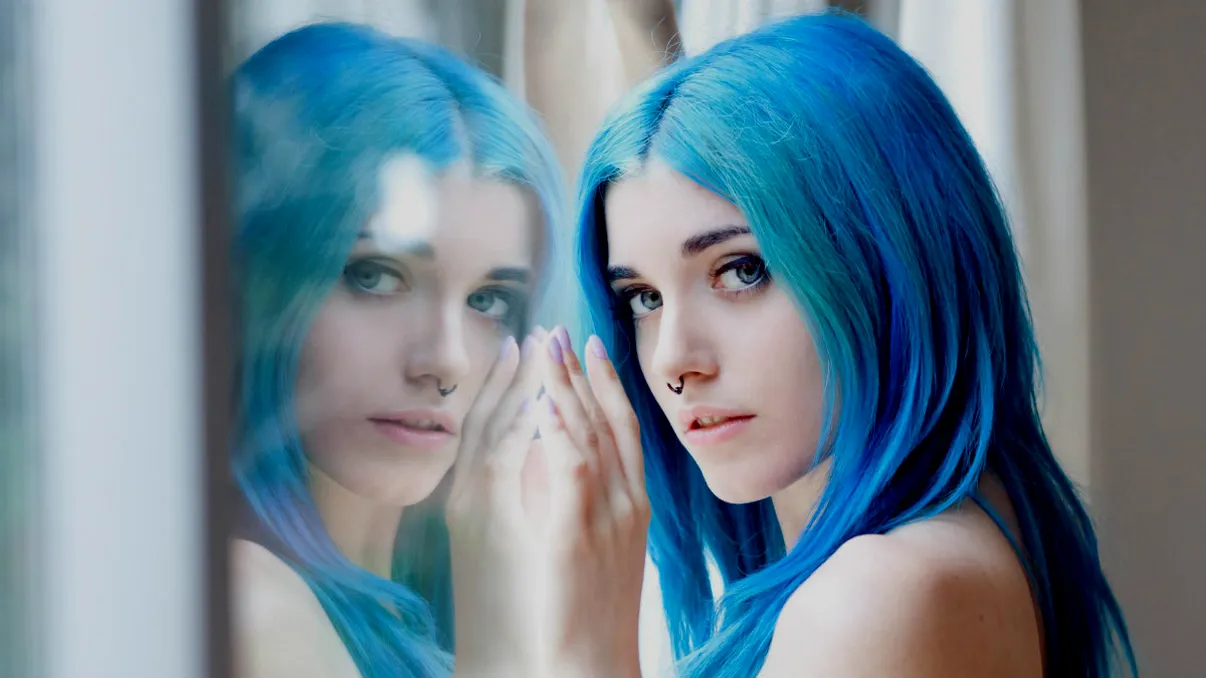 De ce părul uman nu poate fi albastru natural