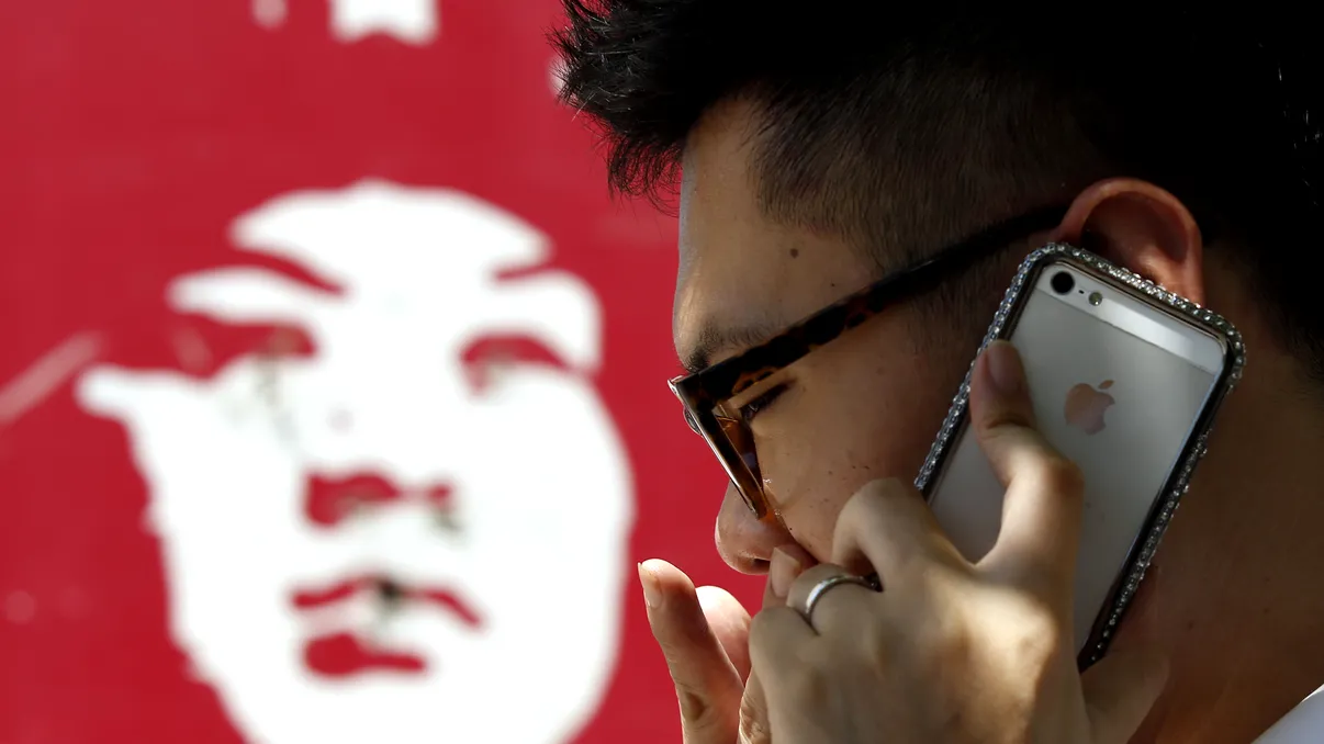 A vândut 20 de iPhone-uri și și-a plătit avansul pentru o casă